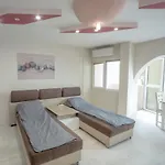 شقة Aleksapart