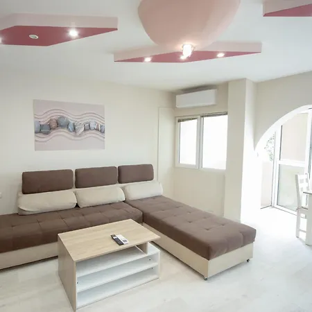 Apartment Aleksapart Burgas